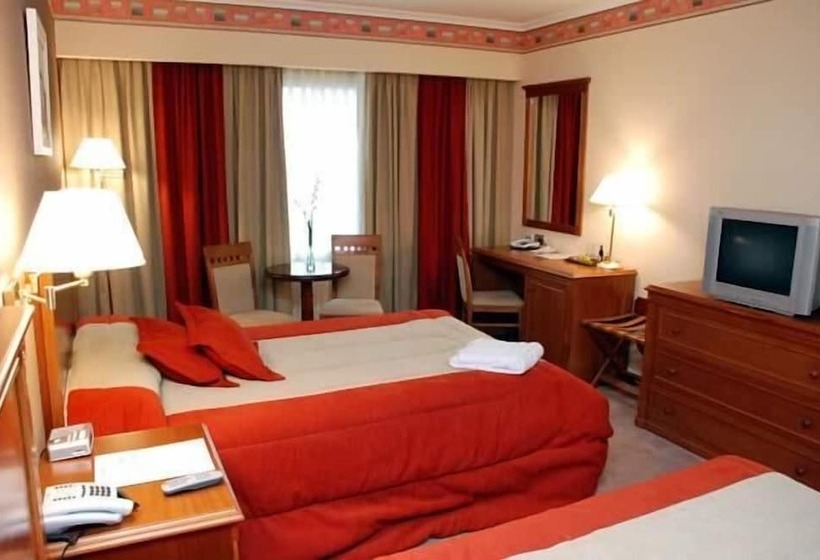 Howard Johnson Villa María Hotel Y Casino