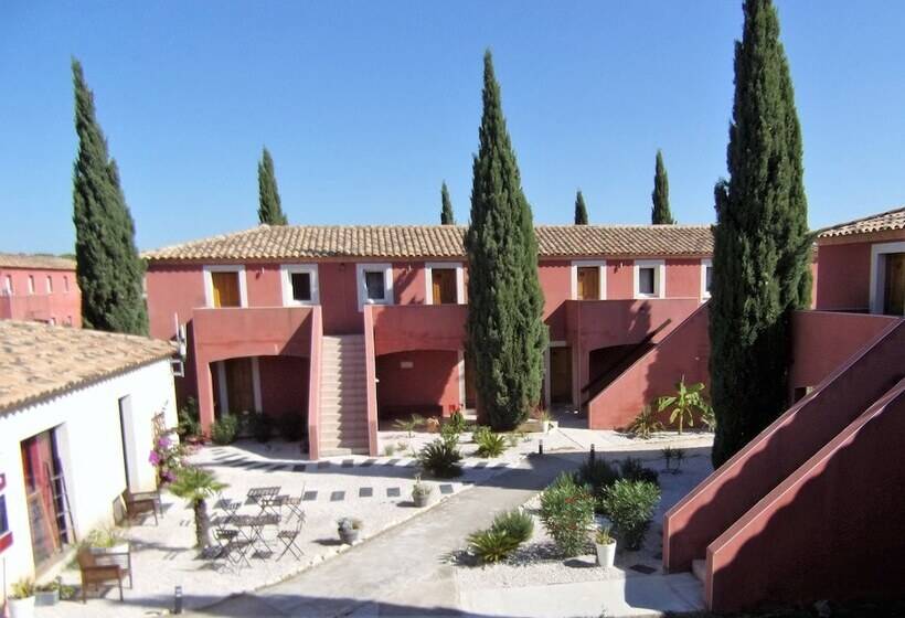 فندق Hôtel Domaine Le Milos