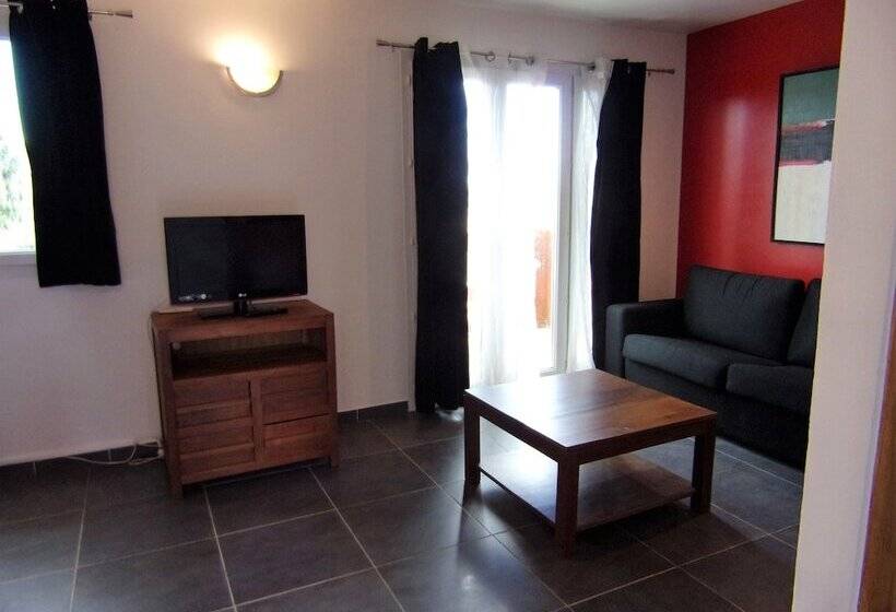 فندق Hôtel Domaine Le Milos