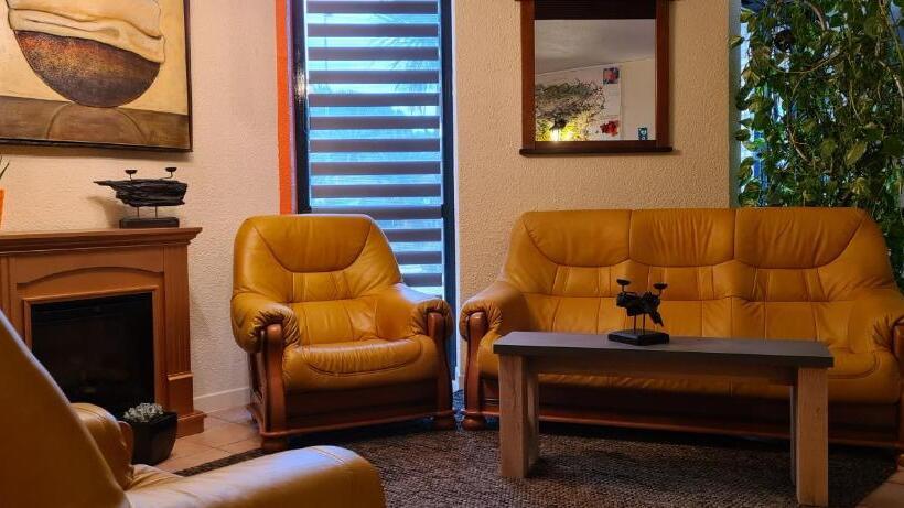 فندق Hôtel L Etoile Aéroport   A61