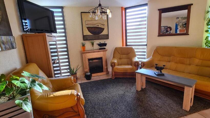 فندق Hôtel L Etoile Aéroport   A61