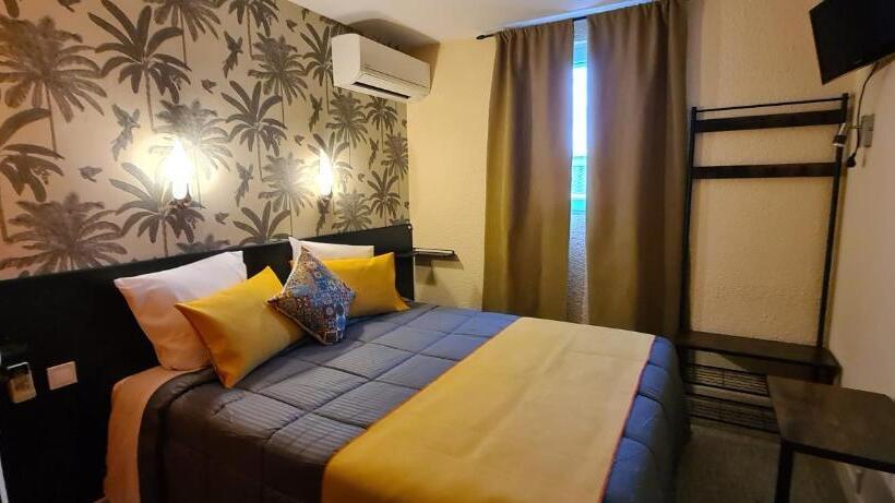 فندق Hôtel L Etoile Aéroport   A61