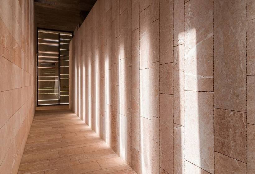 فندق Hôtel Spa La Romana, The Originals Relais