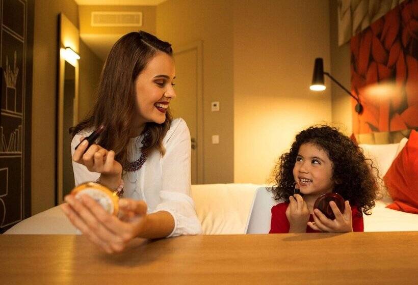 酒店 Ibis Casa Voyageurs