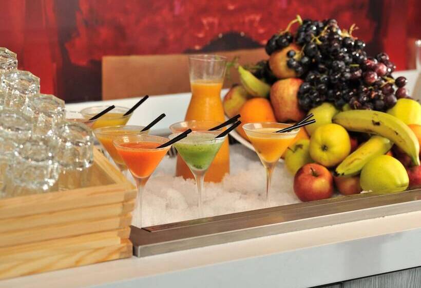 酒店 Ibis Casa Voyageurs