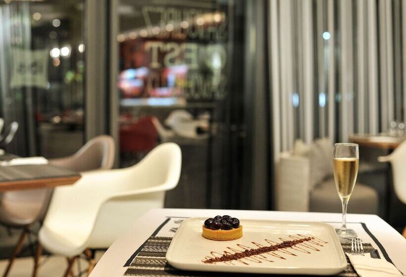 酒店 Ibis Casa Voyageurs