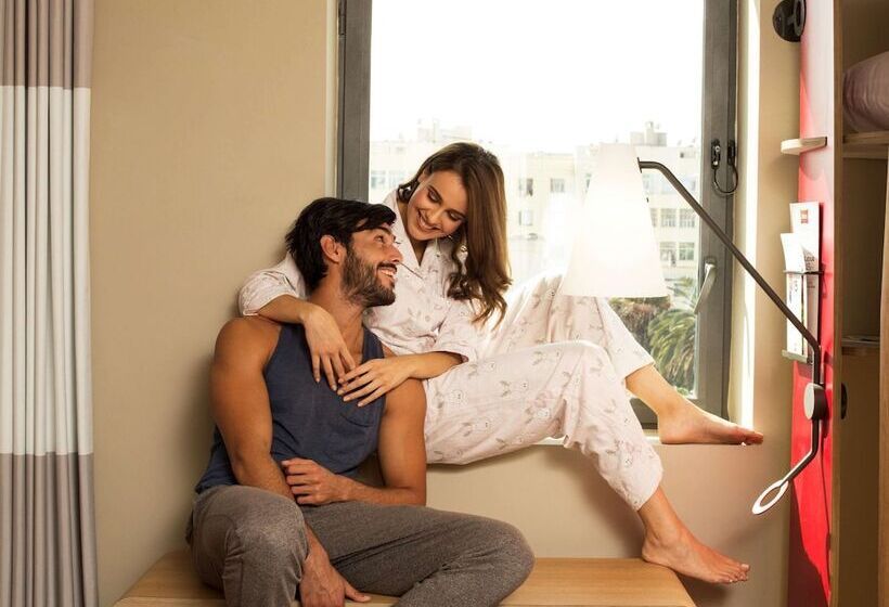 酒店 Ibis Casa Voyageurs