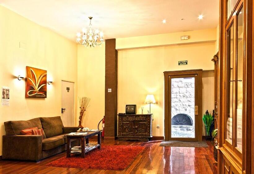 هتل Itxas Gain Getaria