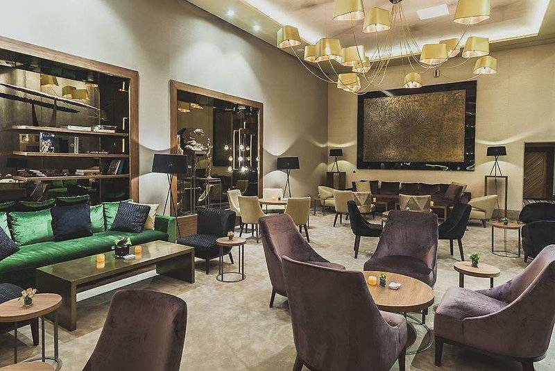 בית מלון כפרי Kenzi Tower