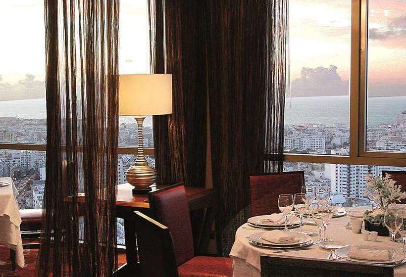 בית מלון כפרי Kenzi Tower