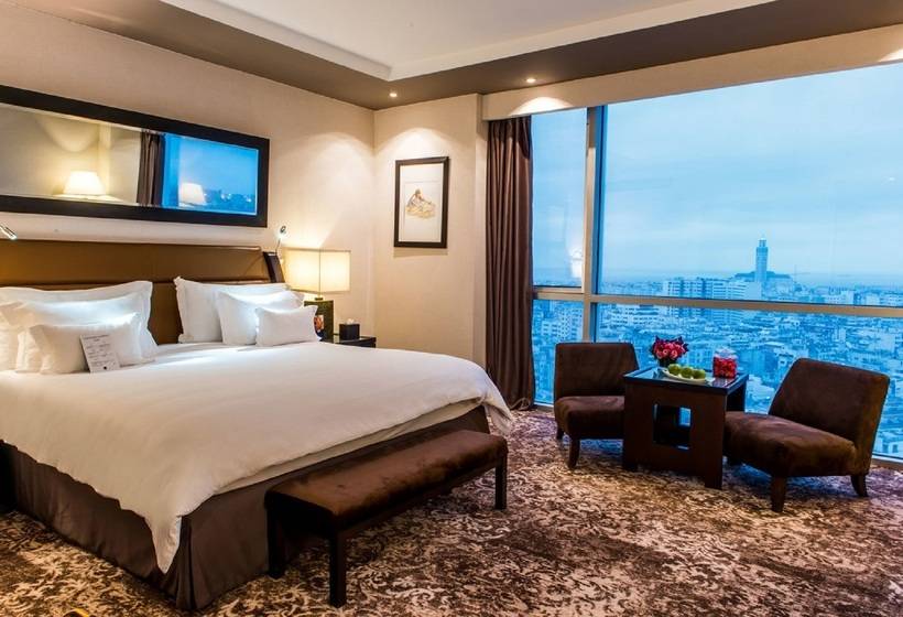 בית מלון כפרי Kenzi Tower