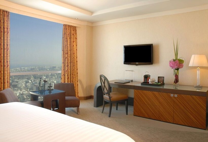 בית מלון כפרי Kenzi Tower