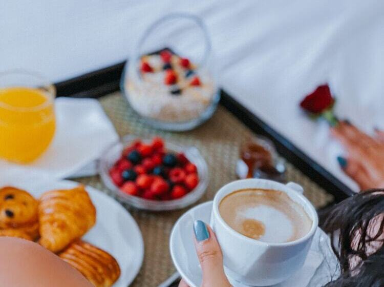 בית מלון כפרי Kenzi Tower