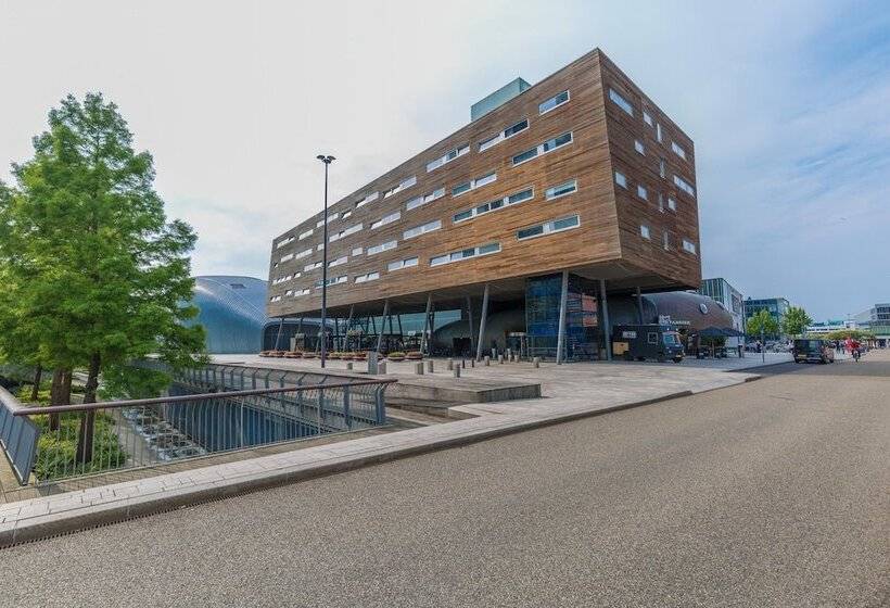 Leonardo Hotel Almere City Center