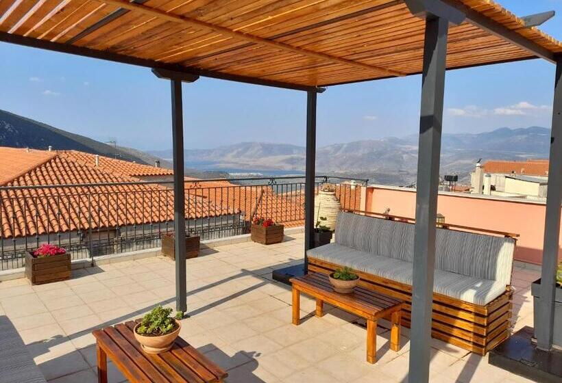 בית מלון כפרי Leto Delphi