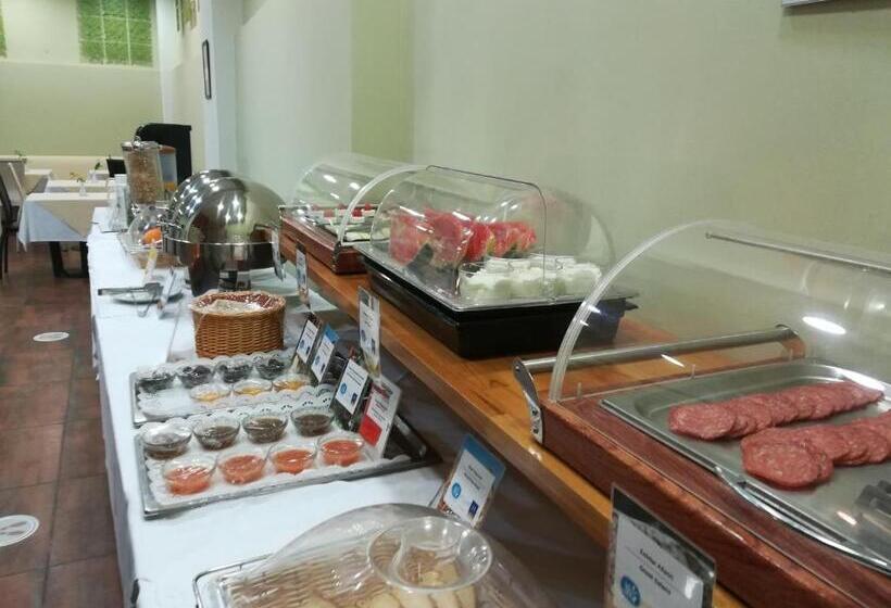 בית מלון כפרי Leto Delphi