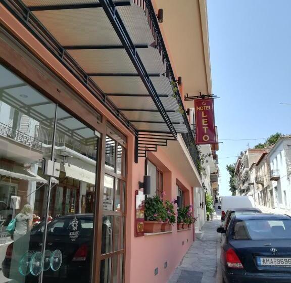 בית מלון כפרי Leto Delphi