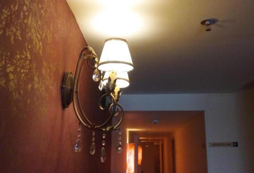 בית מלון כפרי Leto Delphi