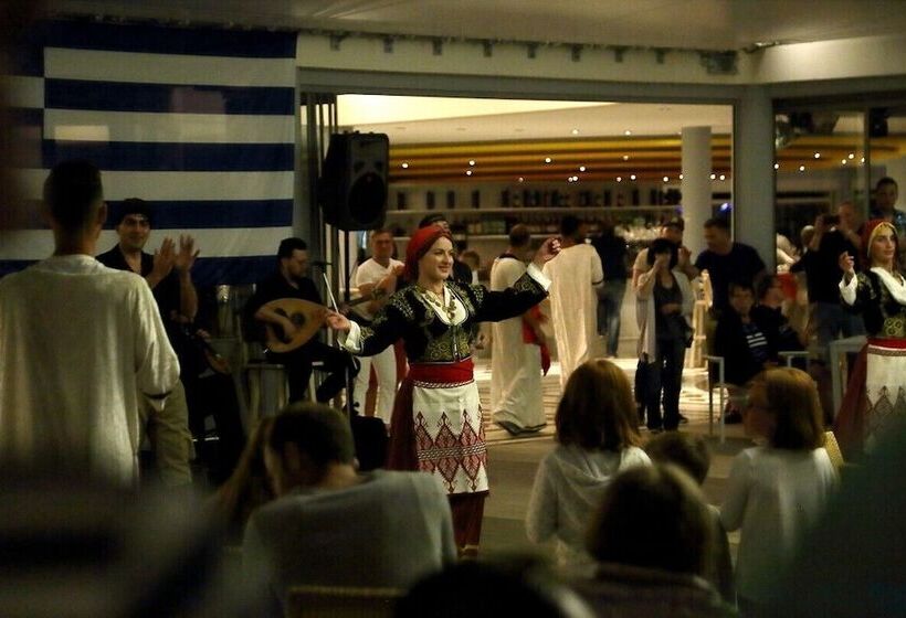 בית מלון כפרי Lyttos Beach