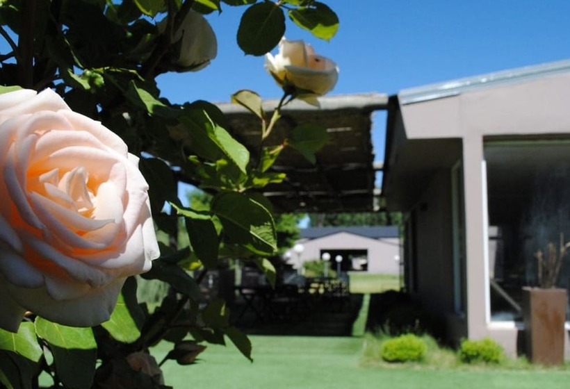 בית מלון כפרי Malargüe Inn & Suites   Spa Casino