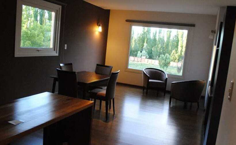 בית מלון כפרי Malargüe Inn & Suites   Spa Casino