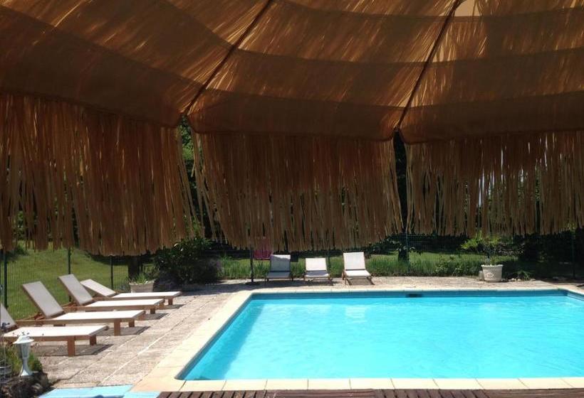 Отель Jeandemai