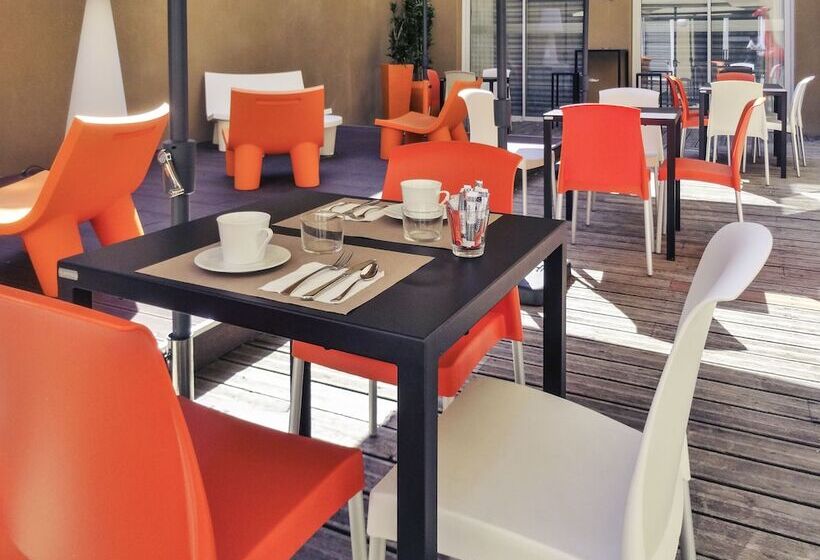 Отель Mercure Libourne Saintemilion