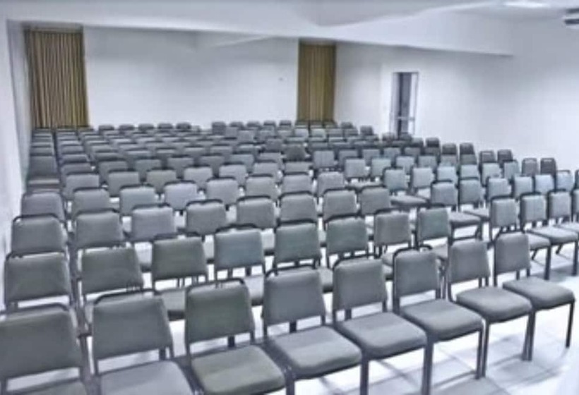 Отель Meridional