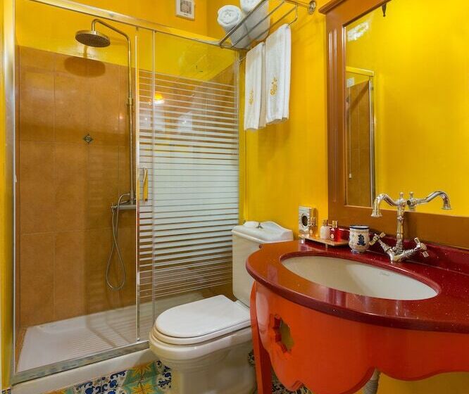 فندق Nikos Takis Fashion Boutique