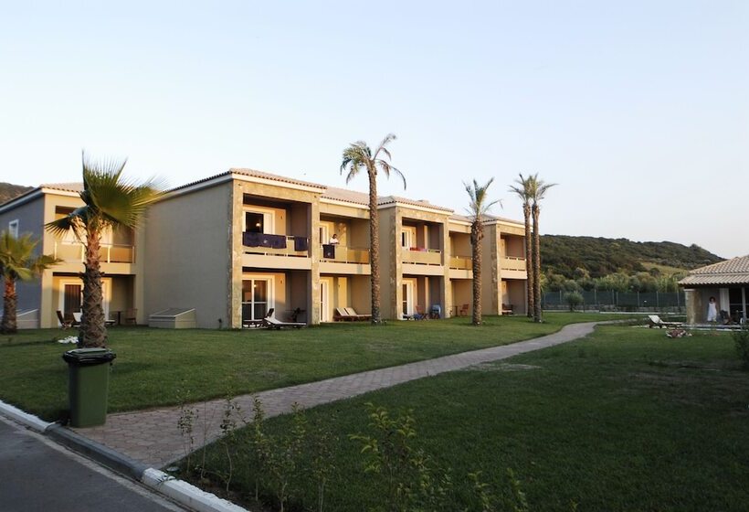 ホテル Olympia Golden Beach Resort & Spa