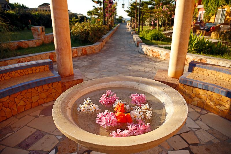 酒店 Orpheas Resort