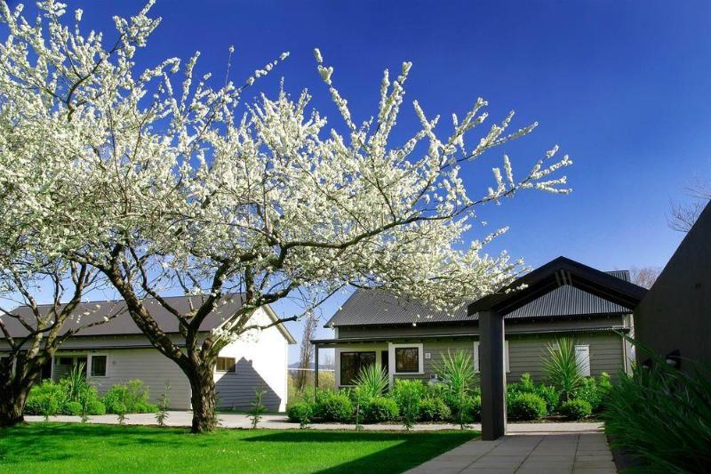 בית מלון כפרי Parehua Resort