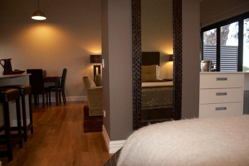 בית מלון כפרי Parehua Resort