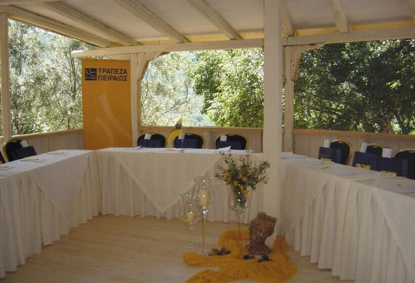 בית מלון כפרי Pavezzo Country Retreat