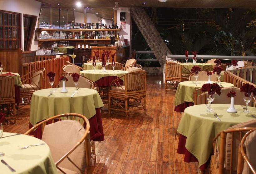 Отель Playa Bejuco