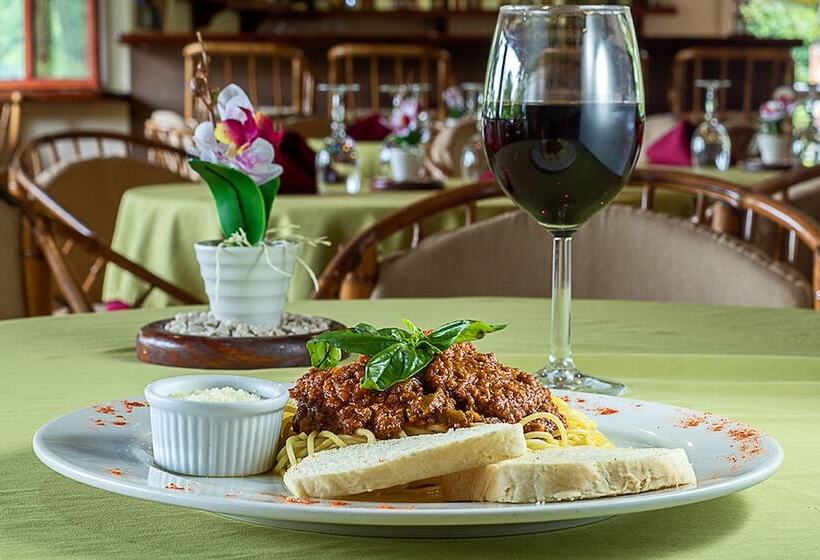 Отель Playa Bejuco