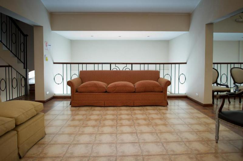 هتل Plaza De Las Aljabas