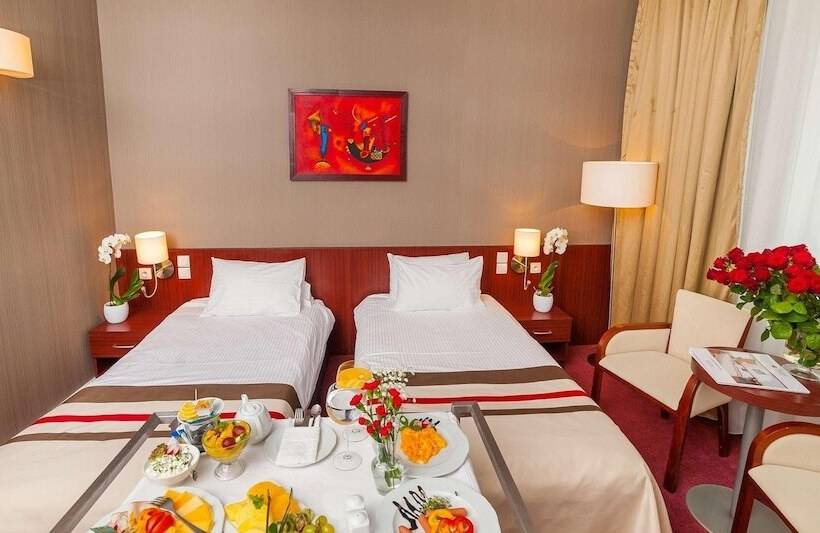 ホテル Premier Kraków