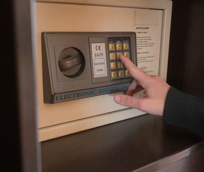 فندق Premium Tower Suites