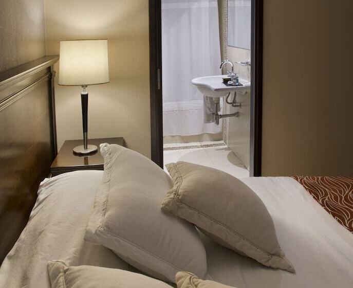 فندق Premium Tower Suites