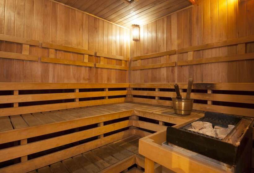 فندق Premium Tower Suites