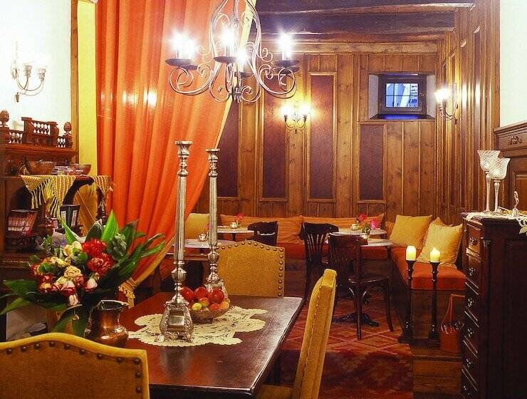 酒店 Santikos Mansion