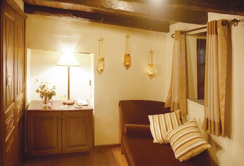 ホテル Santikos Mansion