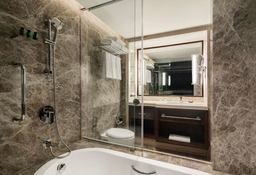 호텔 Shangrila Eros, New Delhi