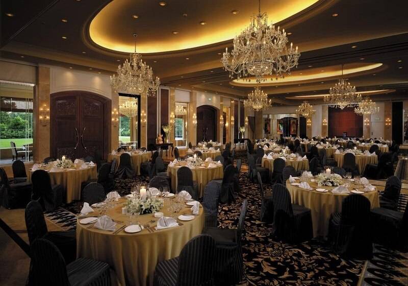 호텔 Shangrila Eros, New Delhi