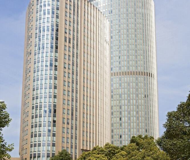 Sheraton Grand Shanghai Pudong Hotel & Residences
