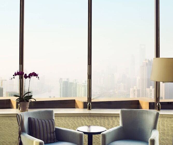 Sheraton Grand Shanghai Pudong Hotel & Residences