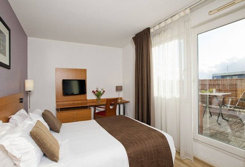 בית מלון כפרי Séjours & Affaires Rouen Normandie