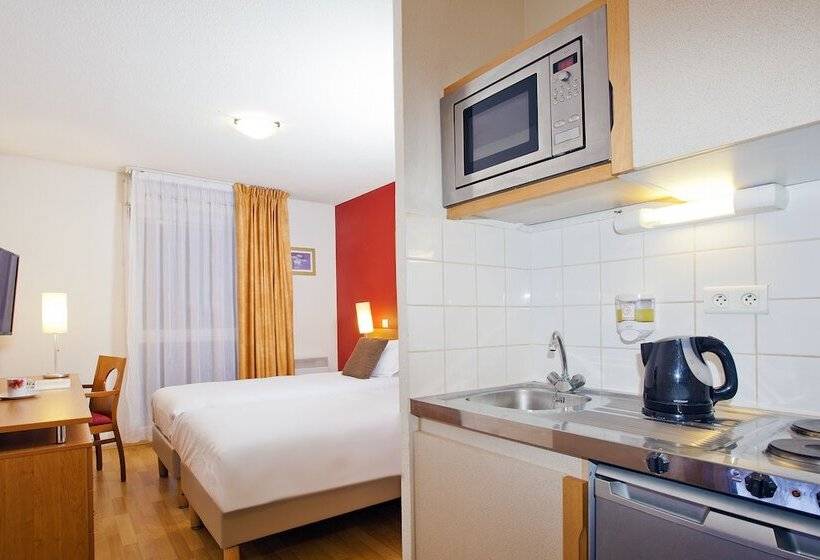 בית מלון כפרי Séjours & Affaires Rouen Normandie