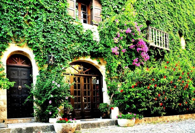 בית מלון כפרי S.nikolis  Historic Boutique